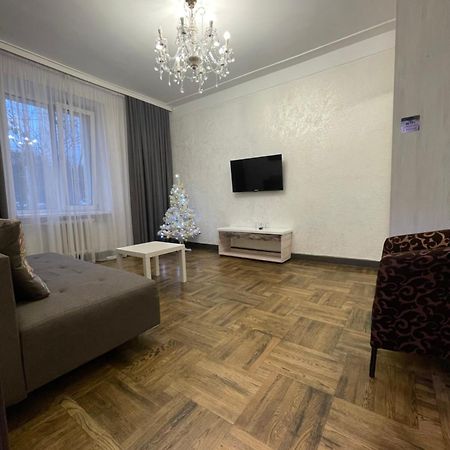 Apartment On Soborna 101 Vinnytsia Exterior photo